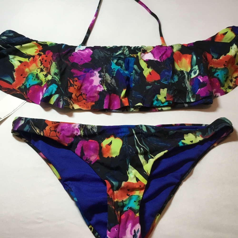 NWOT Bar III BIKINI.  SZ M